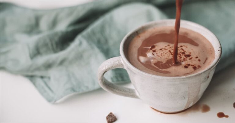 Hot chocolate and drinking chocolate