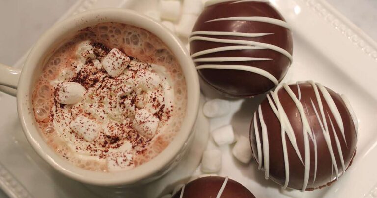 Tasty Treats That Pair With Hot Chocolate